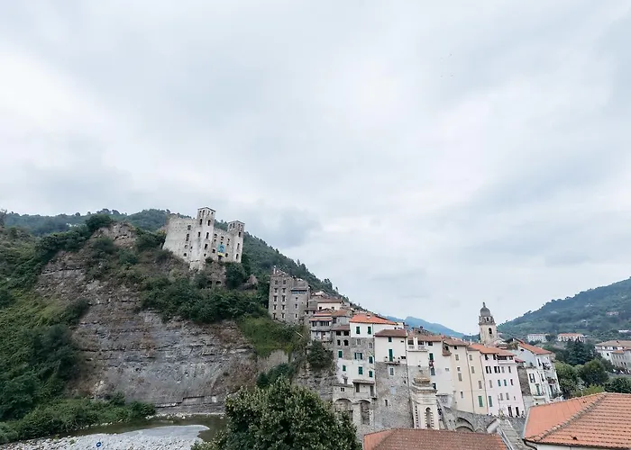 Dussaiga - La Casa Di Rina